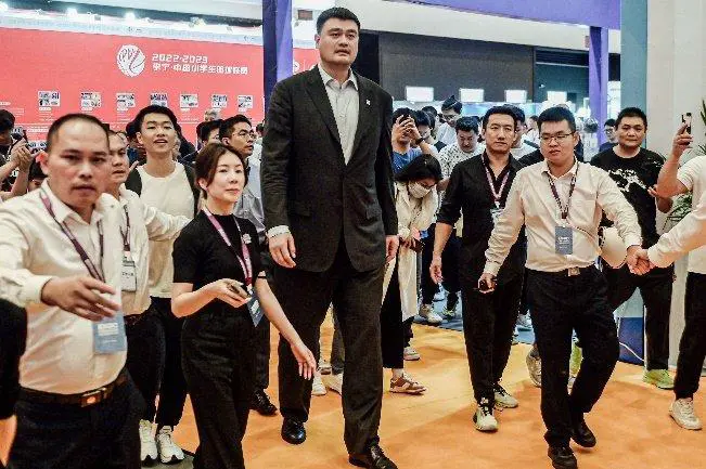 如何使用智能健身设备进行篮球专项训练_0